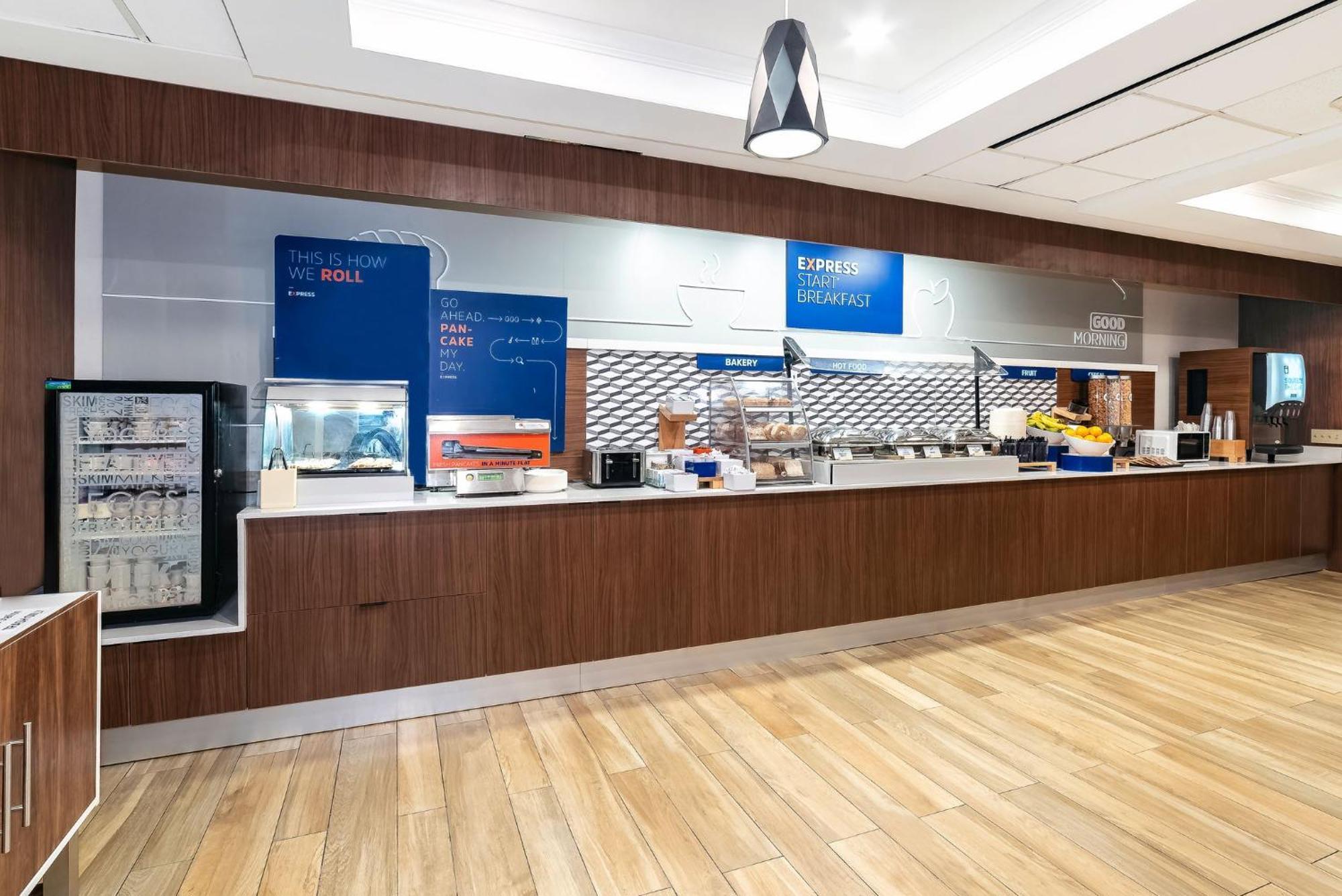 Holiday Inn Express & Suites Walterboro By Ihg Εξωτερικό φωτογραφία